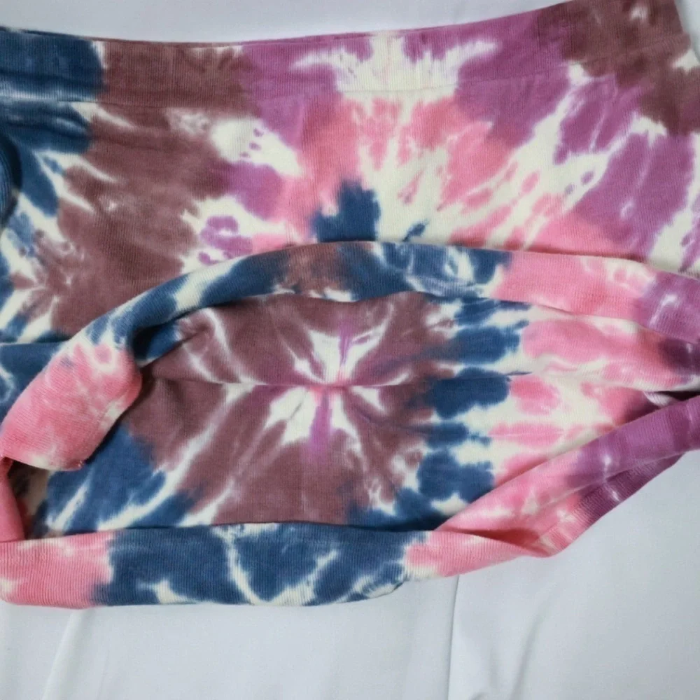 Lovers and Friends Angela Mini Skirt in Hot Tie Dye, size Large